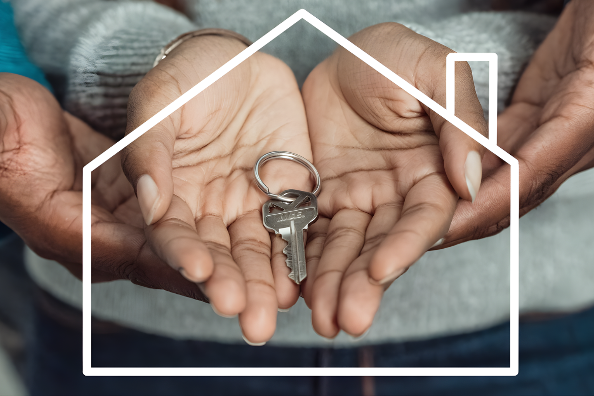 Família feliz realizando o sonho da casa própria com o Minha Casa Minha Vida.